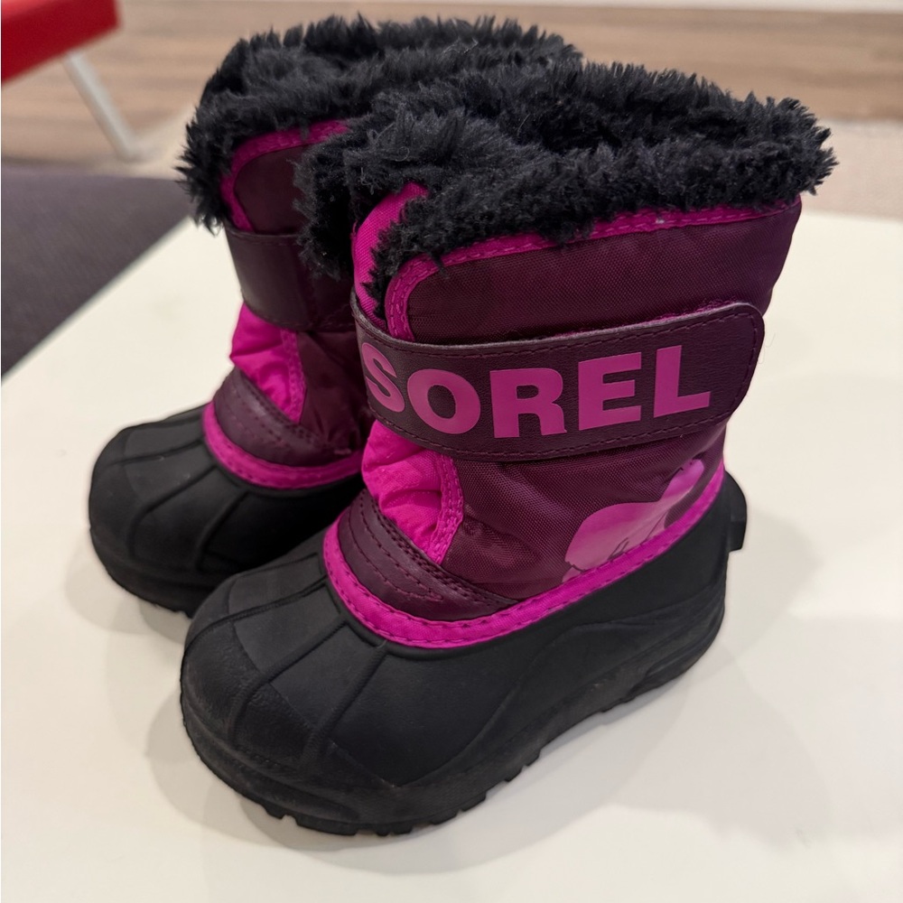 Sorel Kids' Pink and Black Winter Boots